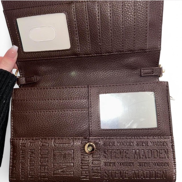 Purse - Picture 4 of 4